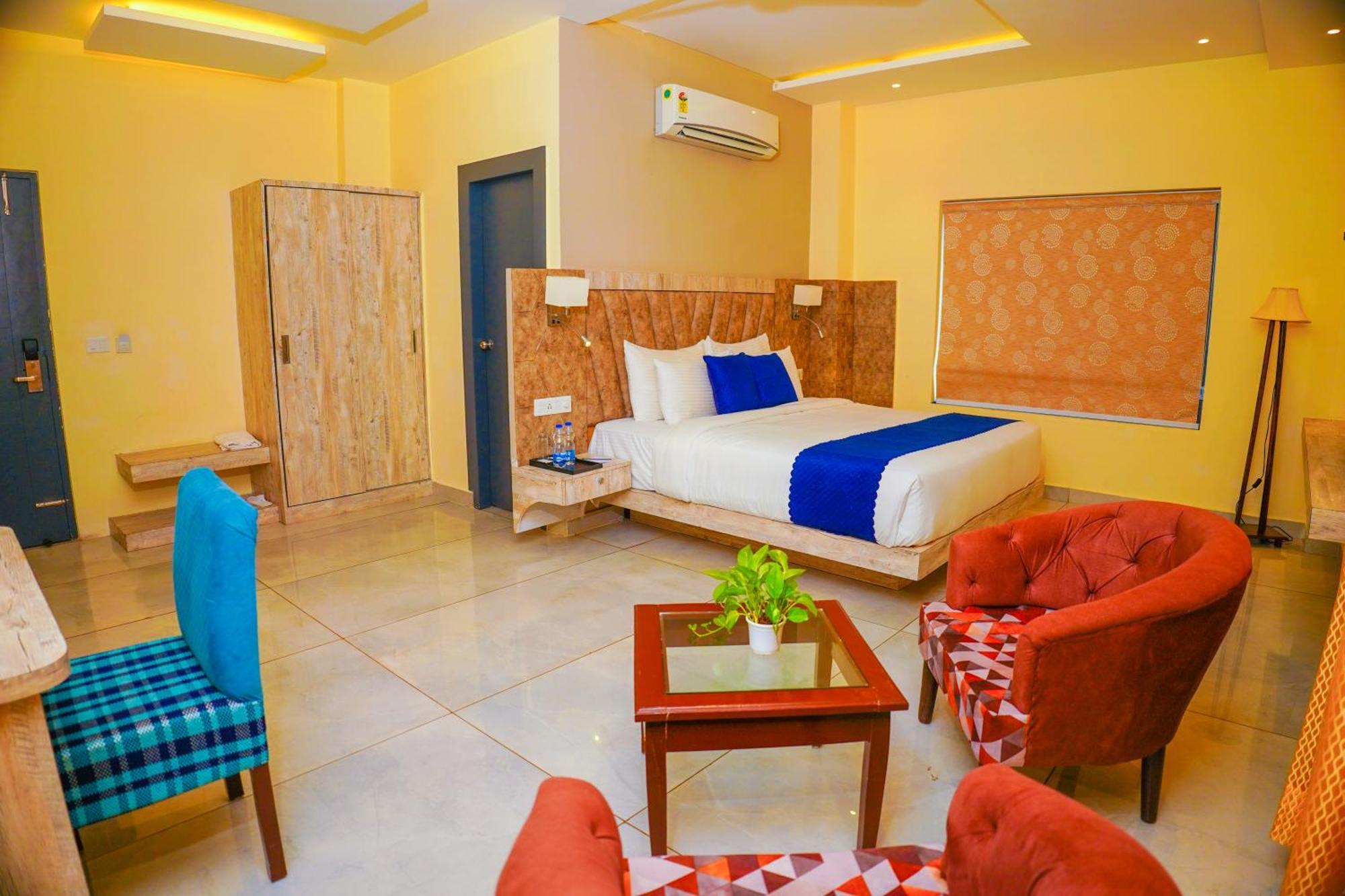 Aachman River And Valley View Resort Dharamshala - A Riverside Resort With Balcony View Eksteriør billede