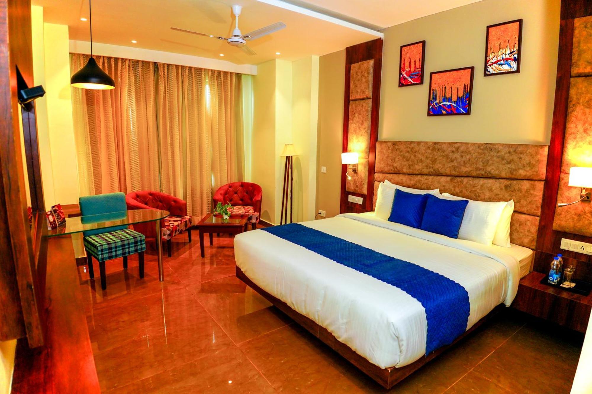 Aachman River And Valley View Resort Dharamshala - A Riverside Resort With Balcony View Eksteriør billede